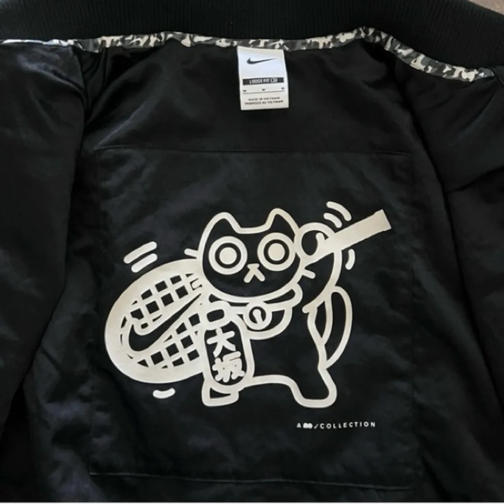 Nike Naomi Osaka Tennis Maneki-Nelly Cropped Bomber Jacket - Picture 10 of 14